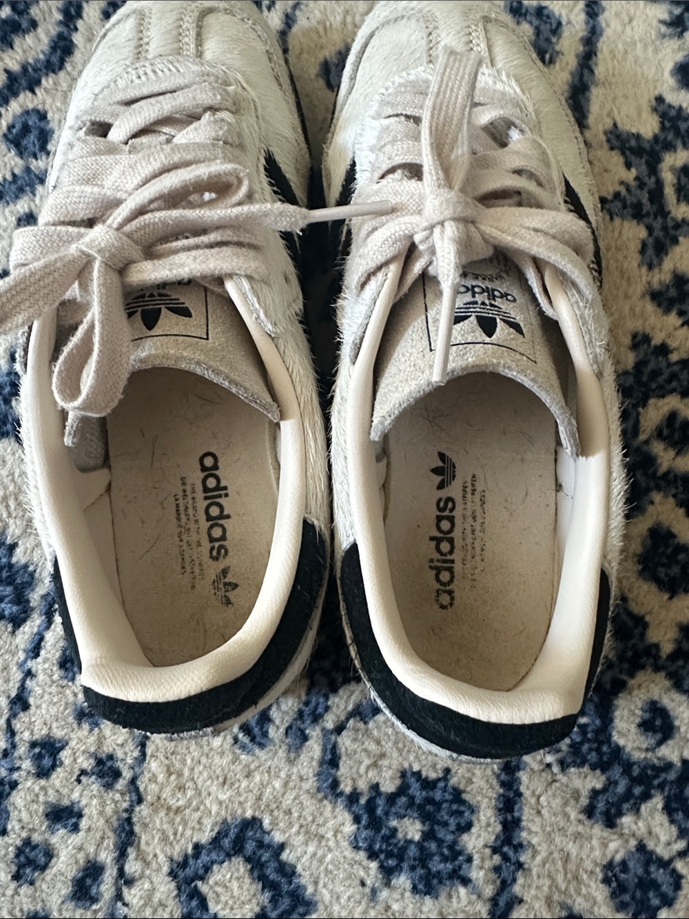 adidas White and Black samba-Style Leather Sneakers - Picture 5 of 8